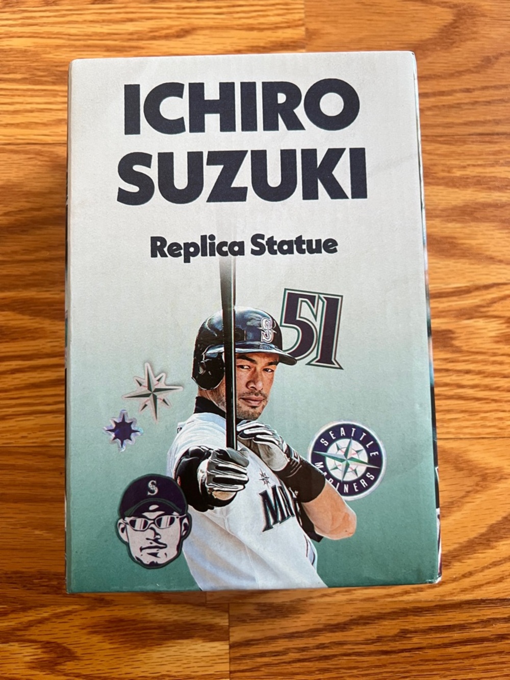 Ichiro Suzuki Replica Statue - White/Teal Packaging